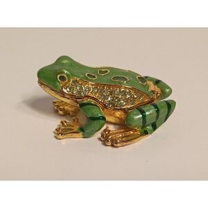 Gorgeous Green Enamel Frog Trinket Box Jeweled Gold Tone w/ Magnetic Closure 2"